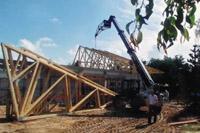 Nebengebäude, massive Garage für drei Autos + einem Pferdeanhänger + Werkstatt inkl. Photovoltaikanlage (PV-Anlage)