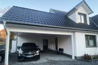 Doppel-Carport am Haus integriert mit Satteldach