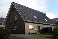 Massivhaus Doppelhaus in Münster - Roxel, NRW, Klinkerbau mit Satteldach, Sole Wärmepumpenheizung, Effizienzhaus 70