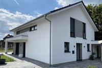 Modernes Satteldach-Haus, hoher Kniestock / Drempel, modernes Massivhaus in Recke
