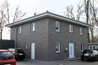 Massivhaus Stadtvilla in Rheine (Emsdetten), Erdwärmepumpe, Effizienzhaus 70, 3-fach Verglasung, Fußbodenheizung