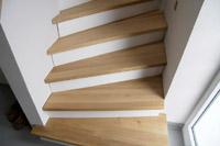 Massivhaus Warendorf Sassenberg - Betontreppe mit Holzstufen