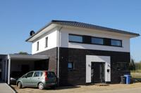 Moderne Stadtvilla in Mettingen (Recke, Westerkappeln, Kreis Steinfurt), Putz- Klinker Fassade, Erdwärmepumpe
